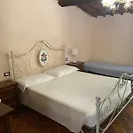 Rosa Di Maggio *